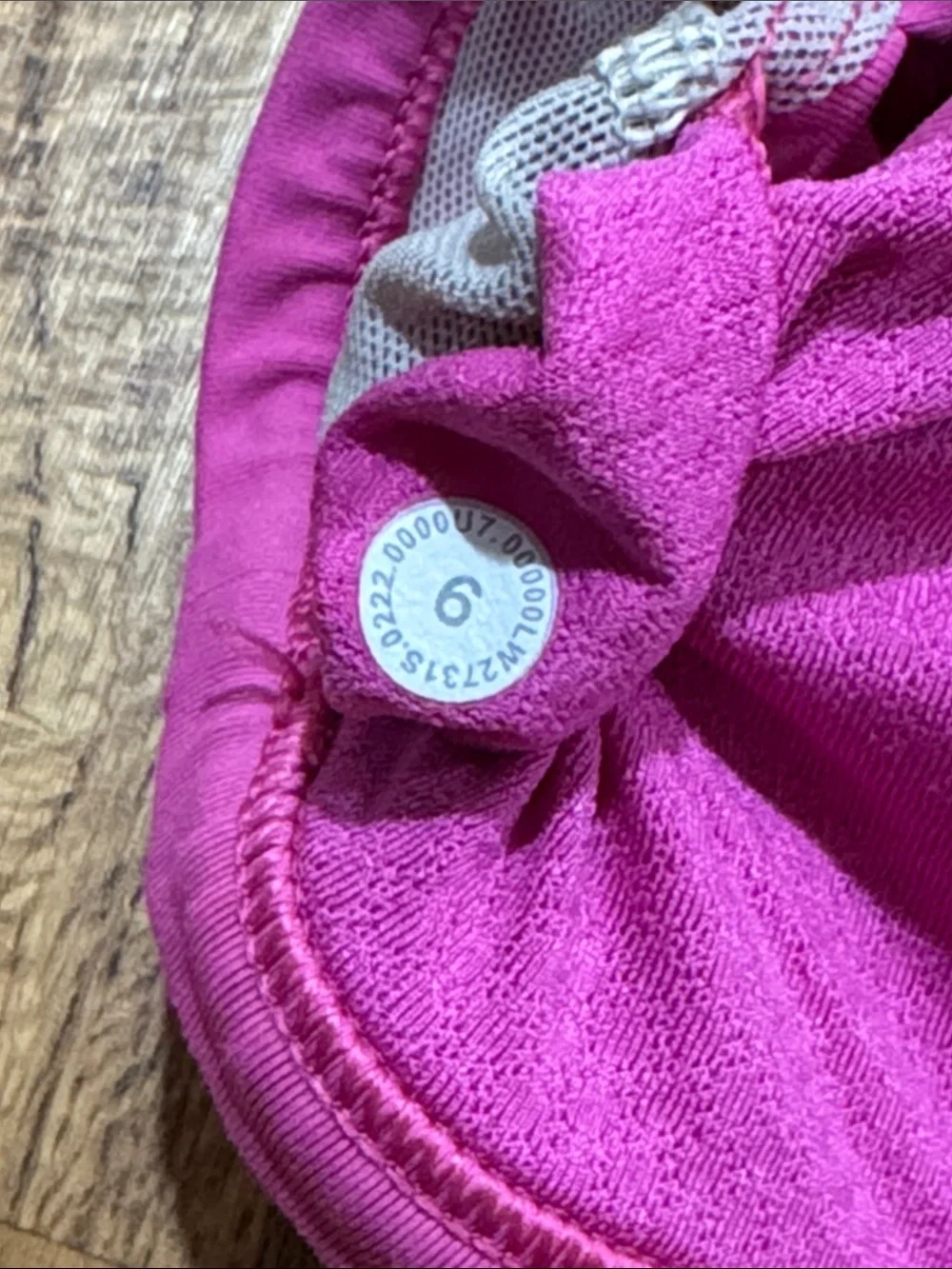 Lululemon Free to be Wild Size 6